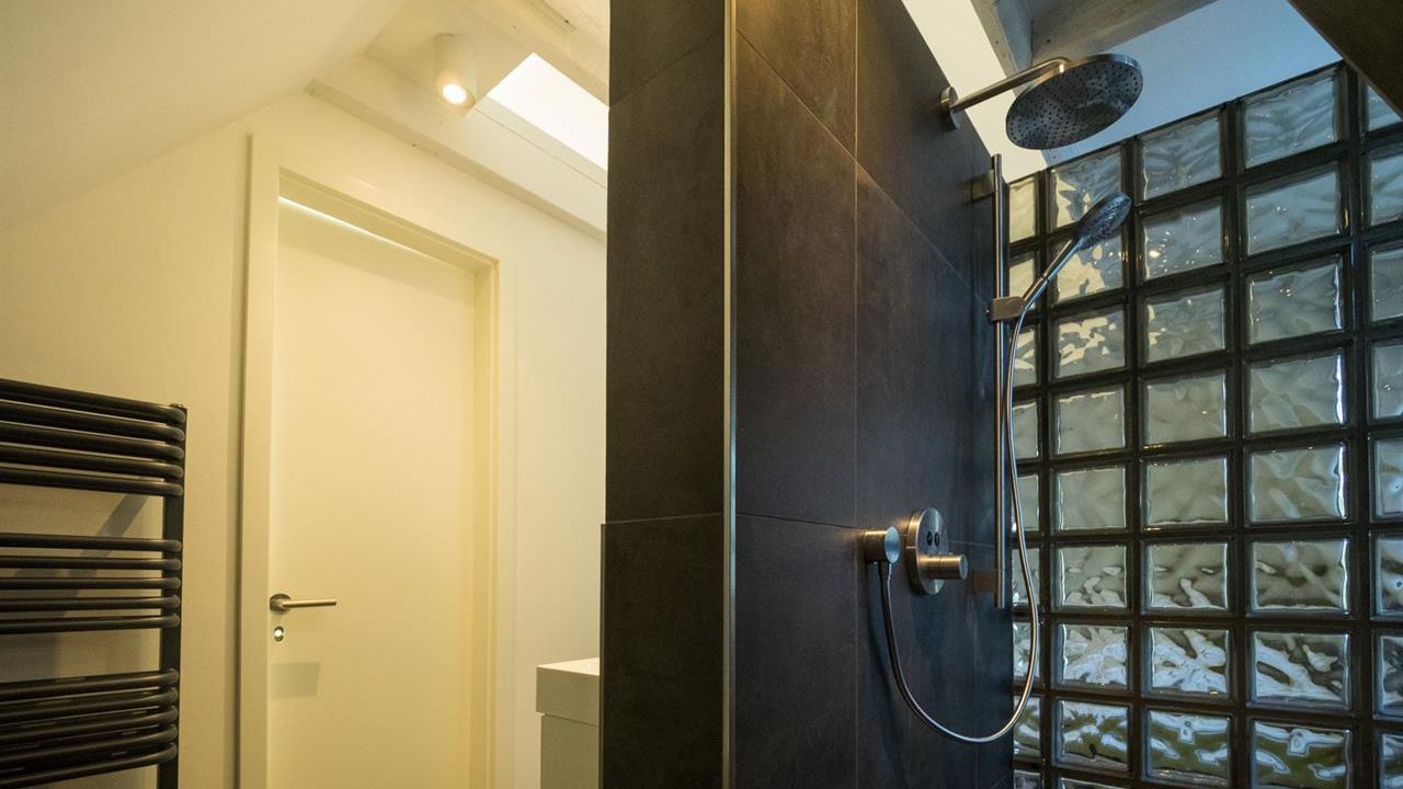 Achterdeck-Bad ensuite Achterdeck-Bad ensuite